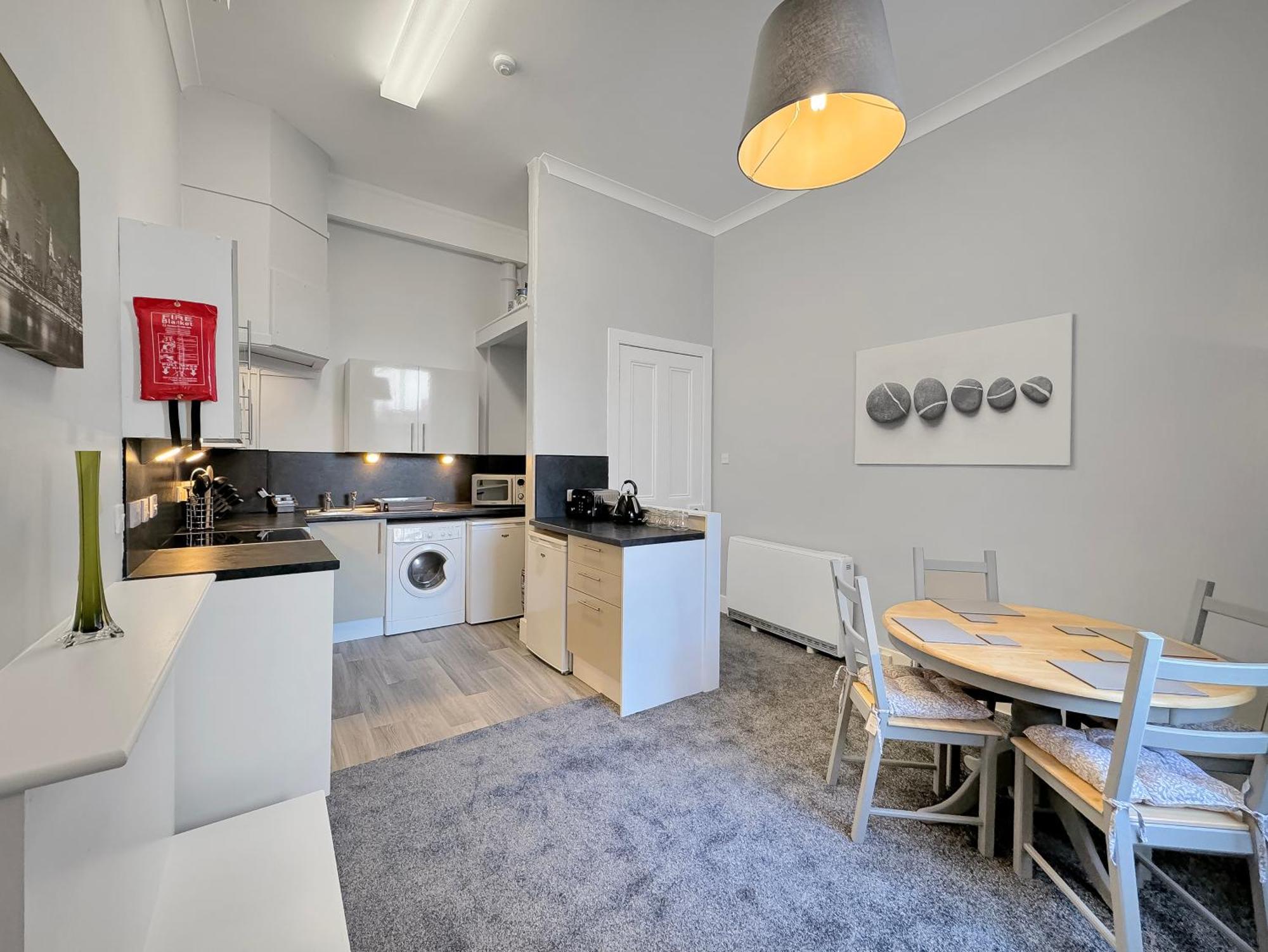 Hayfield Apartment Oban Bagian luar foto